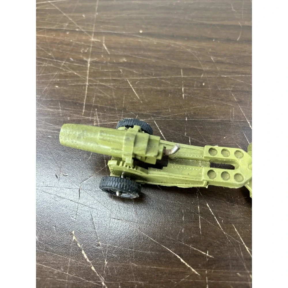 Ideal Toy Corp jeep cannon